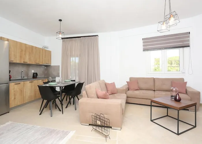 Mare Monte Luxury Apartments 2